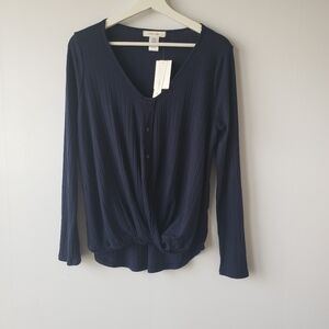 White willow womens ribbed texture lightweight top size M long sleeve v-neck